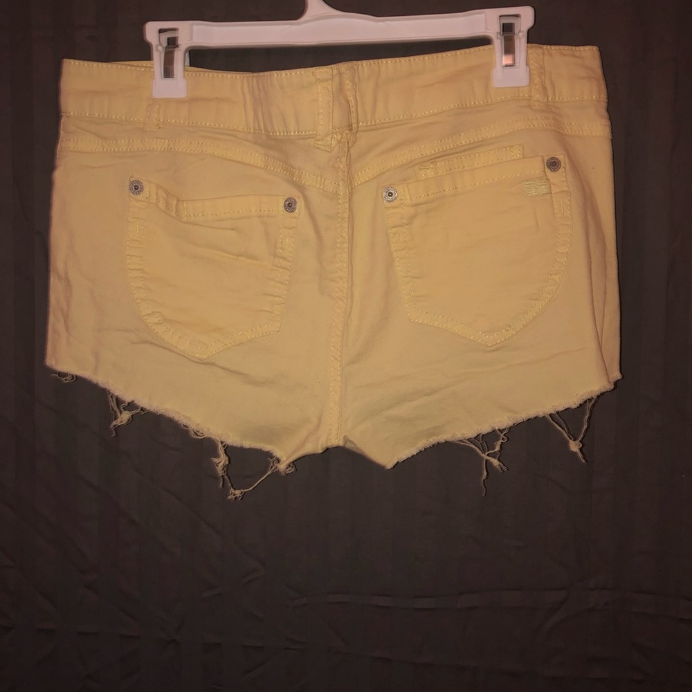 Shorts - Picture 2 of 2